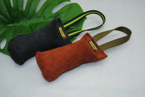 Beißwurst Leder innen genäht 20 x 7 cm, 1 Schlaufe